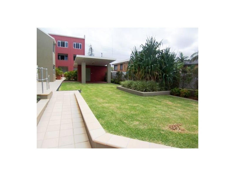 17/6-10 Rose St, Southport QLD 4215