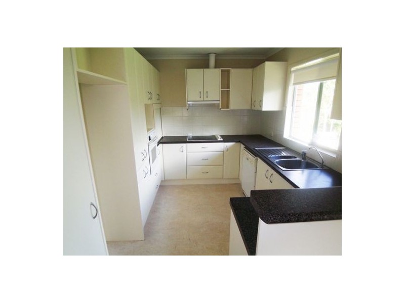 6 Joden Place, Southport QLD 4215