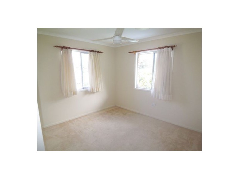 6 Joden Place, Southport QLD 4215