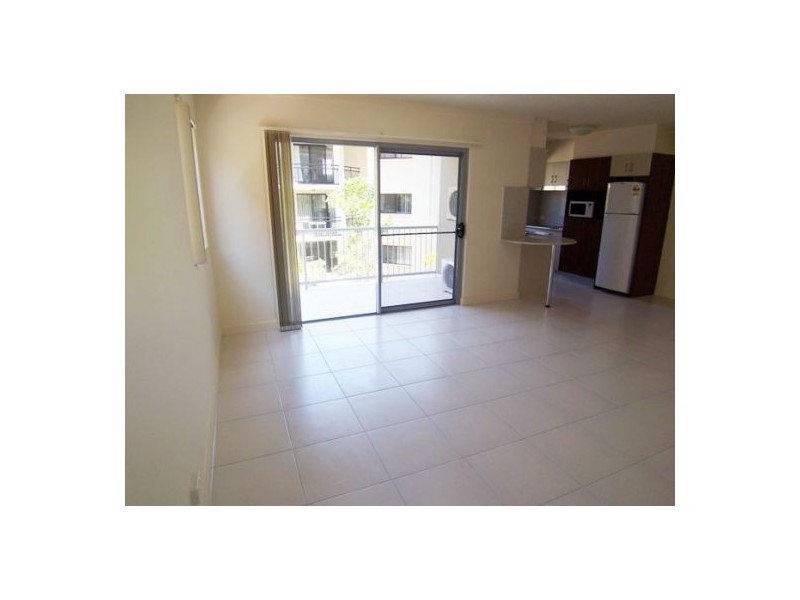 14/148 High Street, Southport QLD 4215