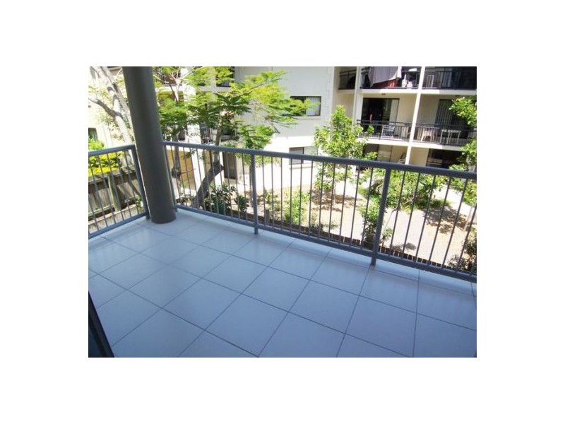 14/148 High Street, Southport QLD 4215