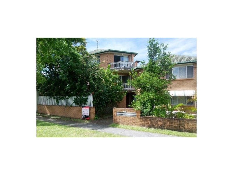 4/143 High Street, Southport QLD 4215