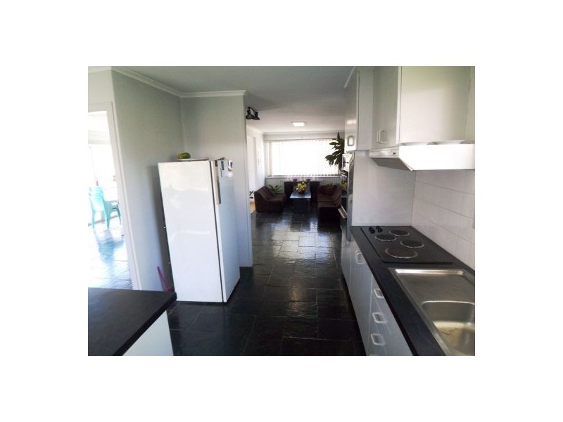 4 Ewan Street, Southport QLD 4215