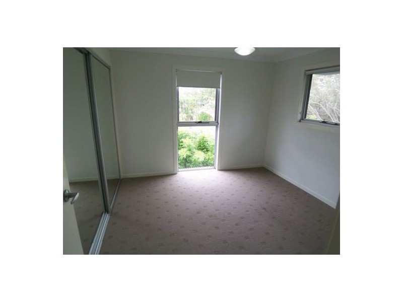 4/64 Broad Street, Labrador QLD 4215