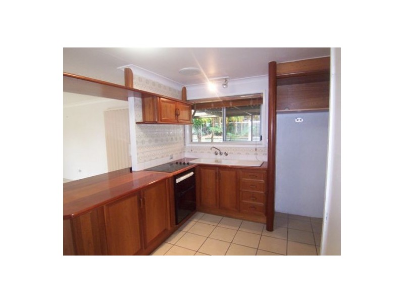 393 Ashmore Road, Ashmore QLD 4214