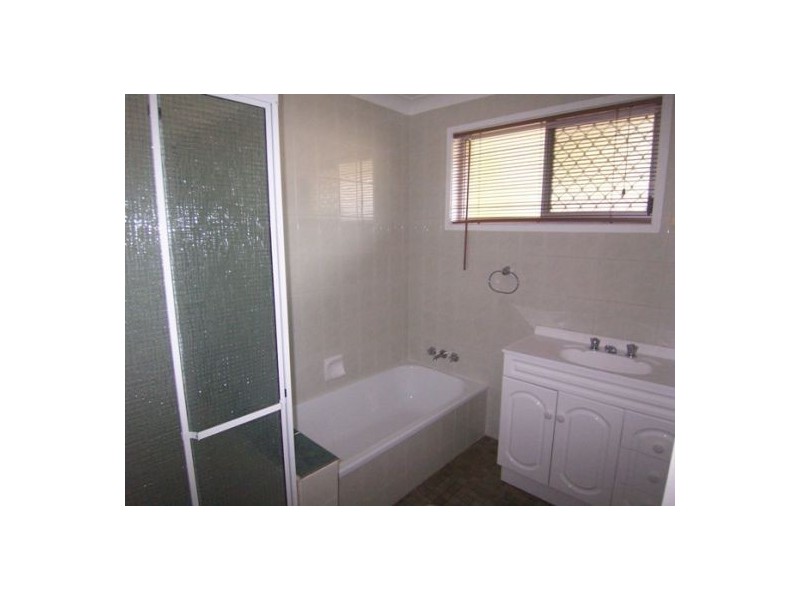 393 Ashmore Road, Ashmore QLD 4214
