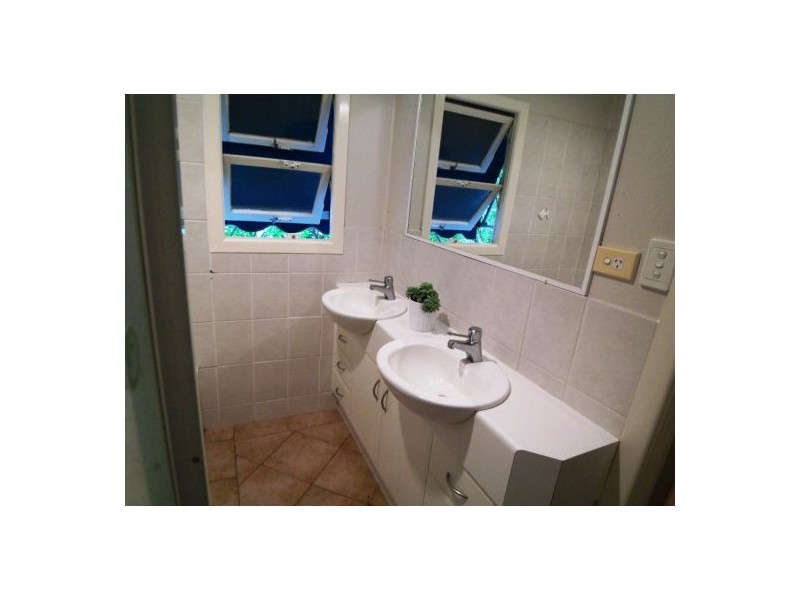 117 Johnston Street, Southport QLD 4215