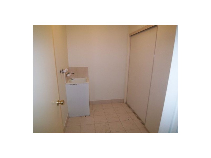 1/33 Nakina Street, Southport QLD 4215