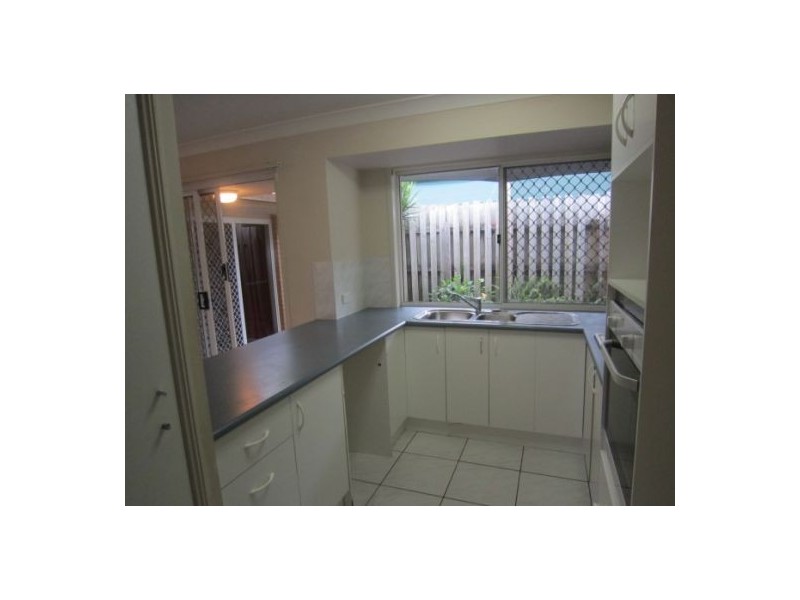 27 Fairweather Drive, Parkwood QLD 4214