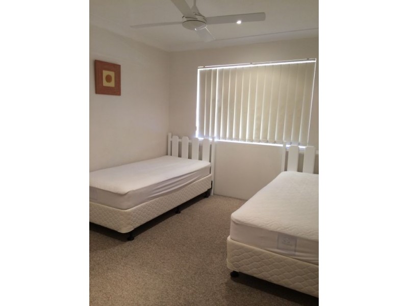 10/156 Surf Parade, Broadbeach QLD 4218