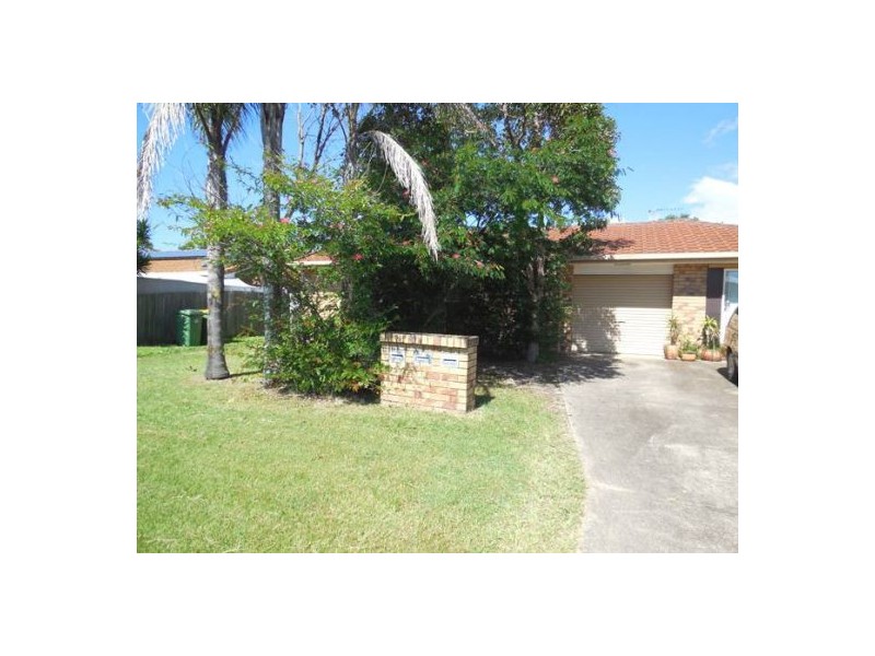 1/7 Avi Court, Labrador QLD 4215