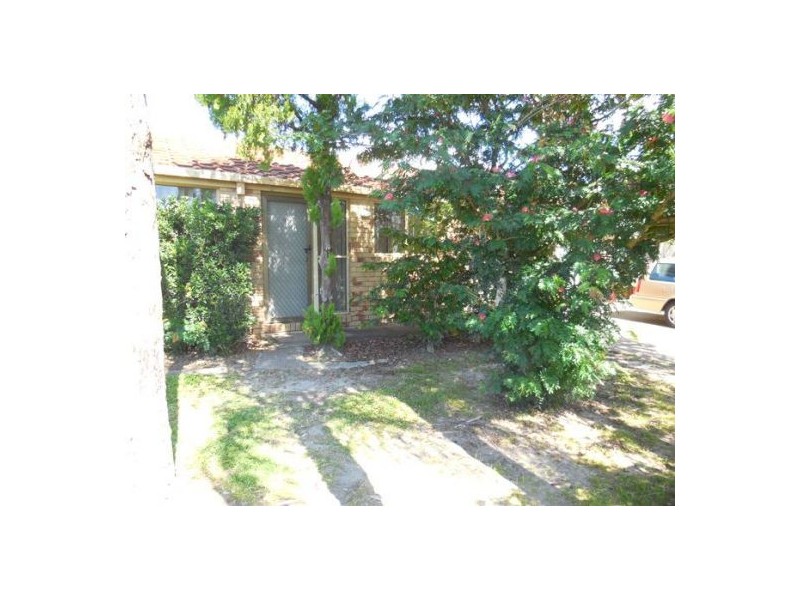 1/7 Avi Court, Labrador QLD 4215