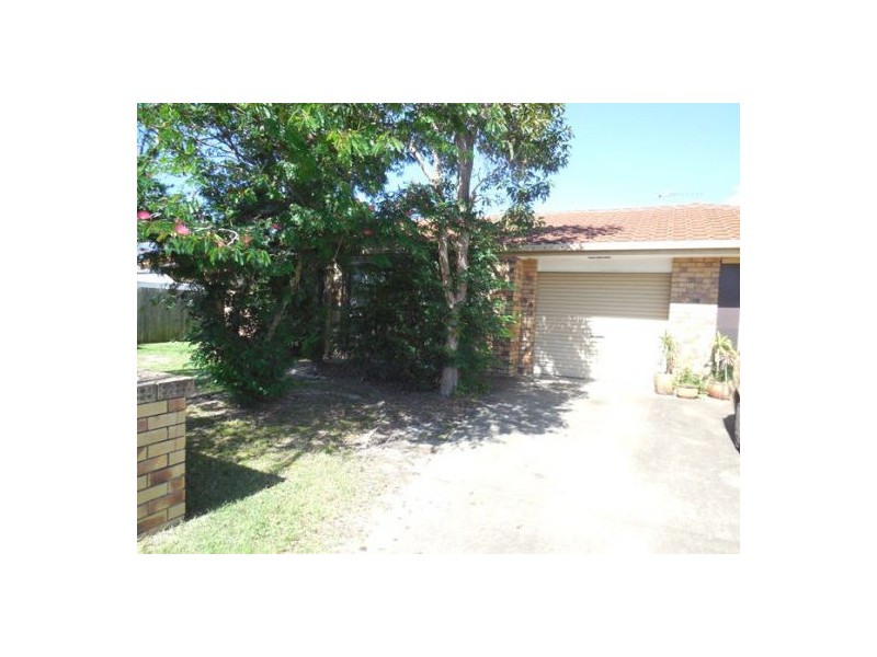1/7 Avi Court, Labrador QLD 4215