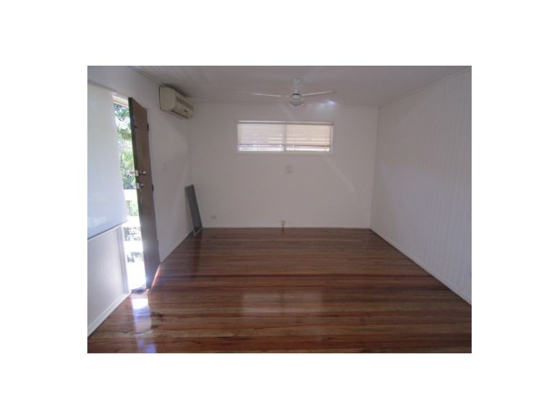 94 Benowa Road, Southport QLD 4215