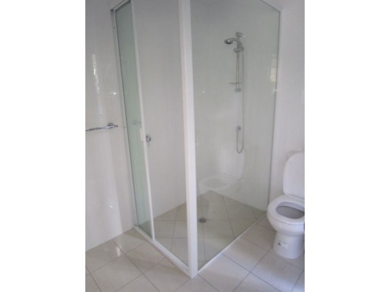 94 Benowa Road, Southport QLD 4215