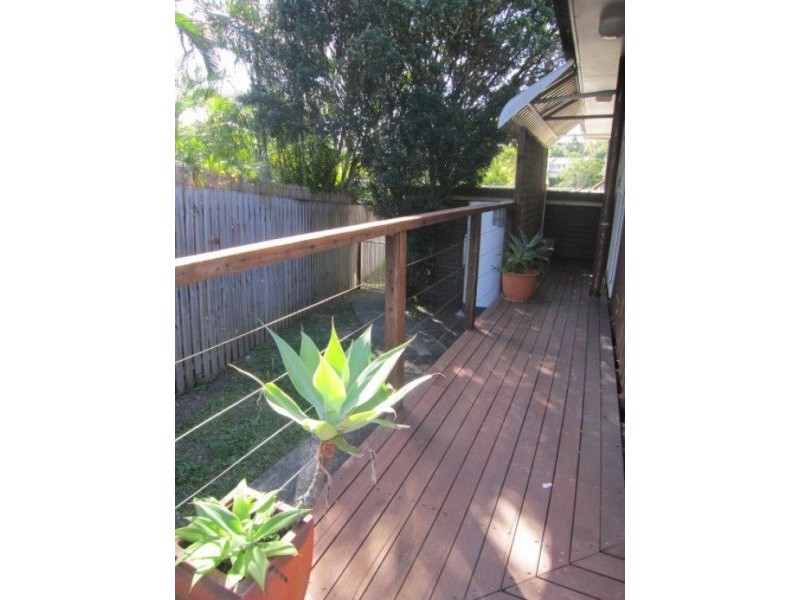 94 Benowa Road, Southport QLD 4215