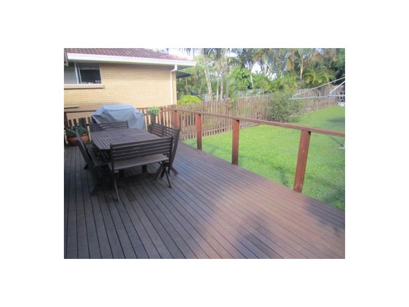 94 Benowa Road, Southport QLD 4215