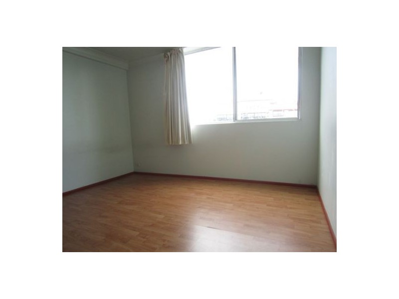 4/45 Railway Street, Southport QLD 4215