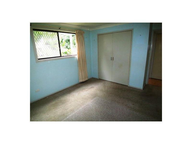 10 Royal Palm Court, Southport QLD 4215