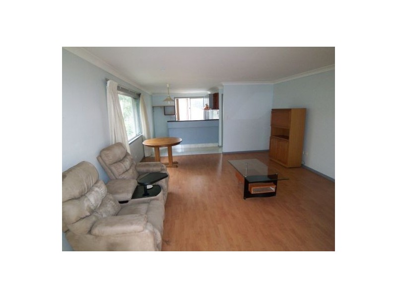 10 Royal Palm Court, Southport QLD 4215