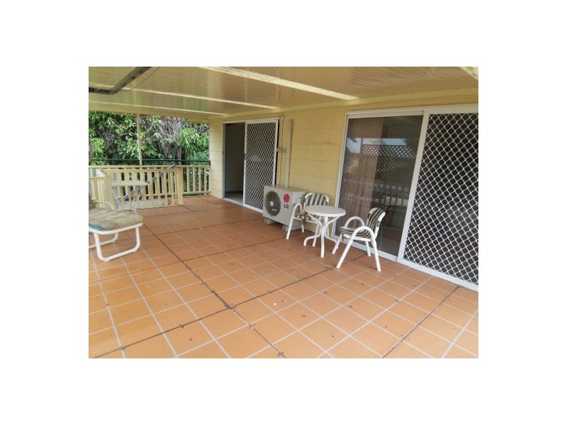 10 Royal Palm Court, Southport QLD 4215