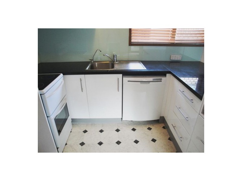 5/4 Rose Street, Southport QLD 4215