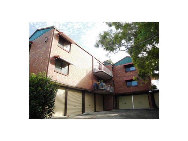 5/4 Rose Street, Southport QLD 4215