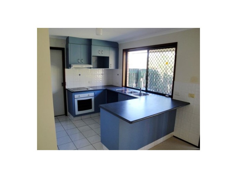 2/67 Botanical Drive, Labrador QLD 4215