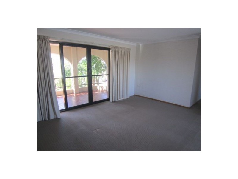 5/9 Railway Street, Southport QLD 4215