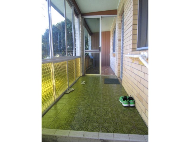 10 Lee Road, Runaway Bay QLD 4216