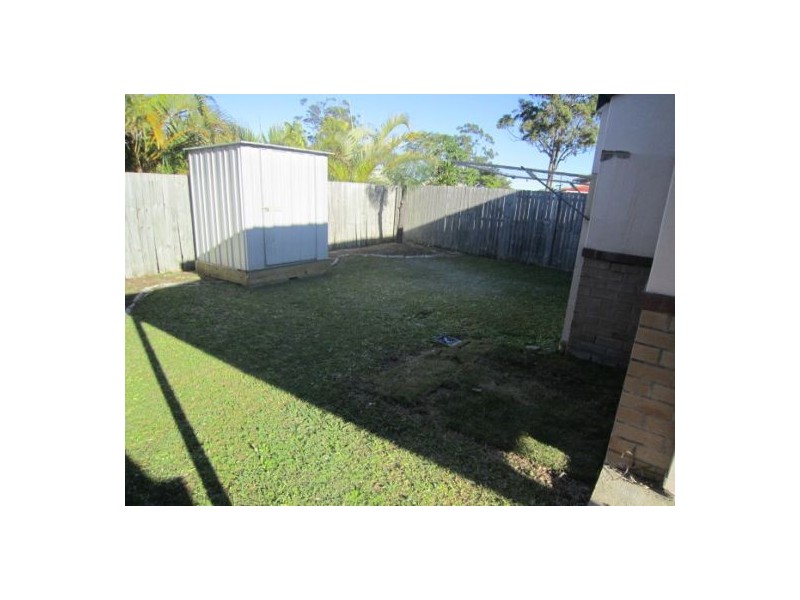 1/10 Tania’s Place, Labrador QLD 4215