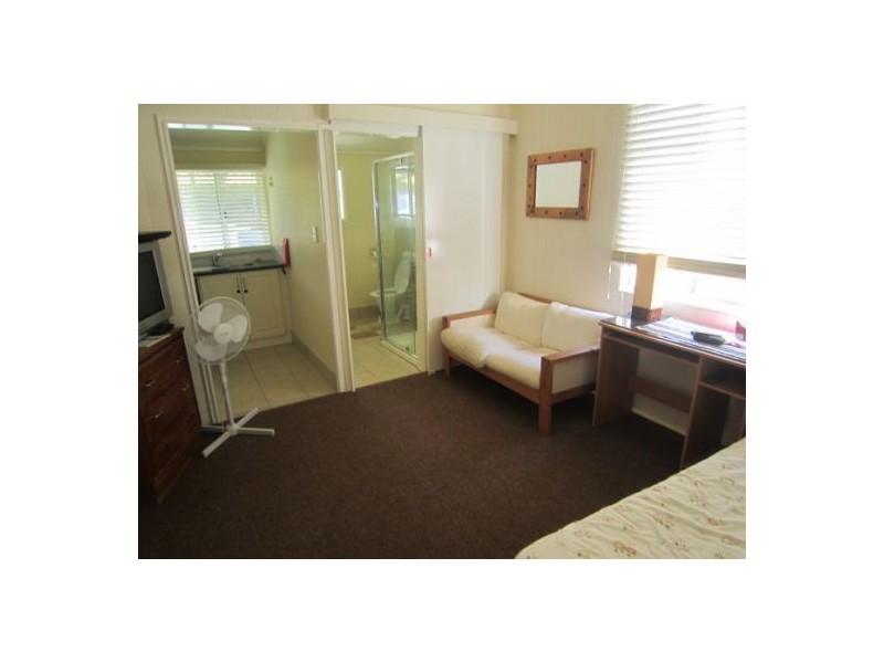 1/183 High Street, Southport QLD 4215