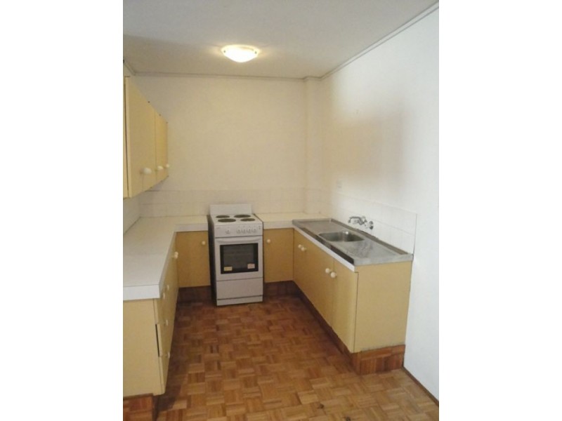 4/34 Genoa Street, Surfers Paradise QLD 4217