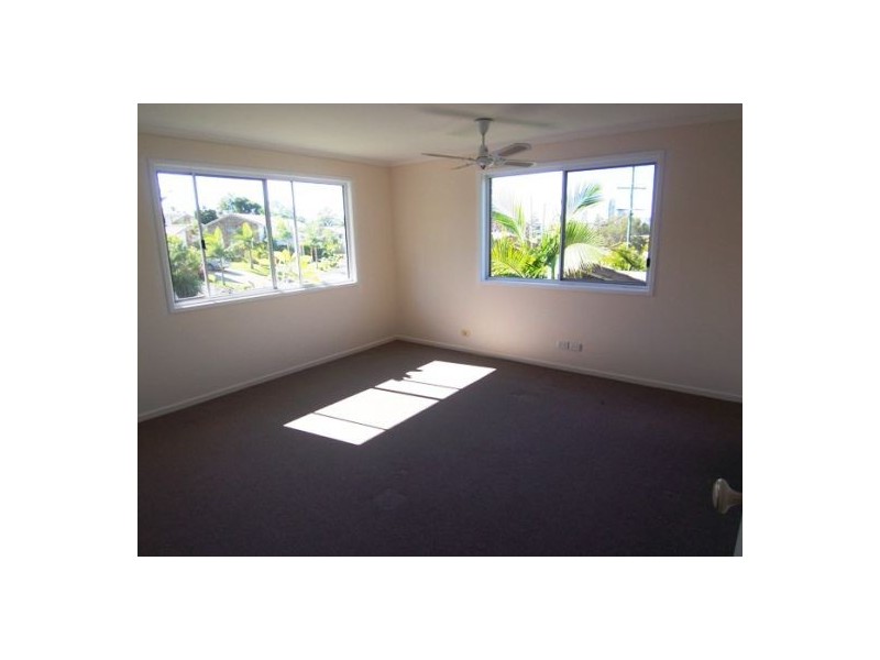 14/105 Ridgeway Avenue, Southport QLD 4215