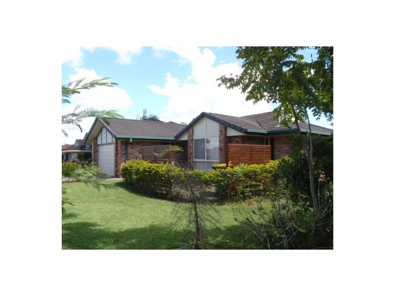 13 Maidstone Place, Parkwood QLD 4214