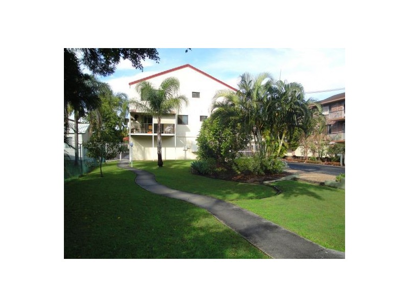 20/21 Huth St, Labrador QLD 4215