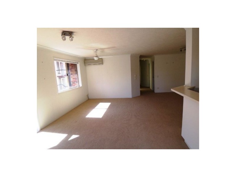 8/61 Bauer St, Southport QLD 4215