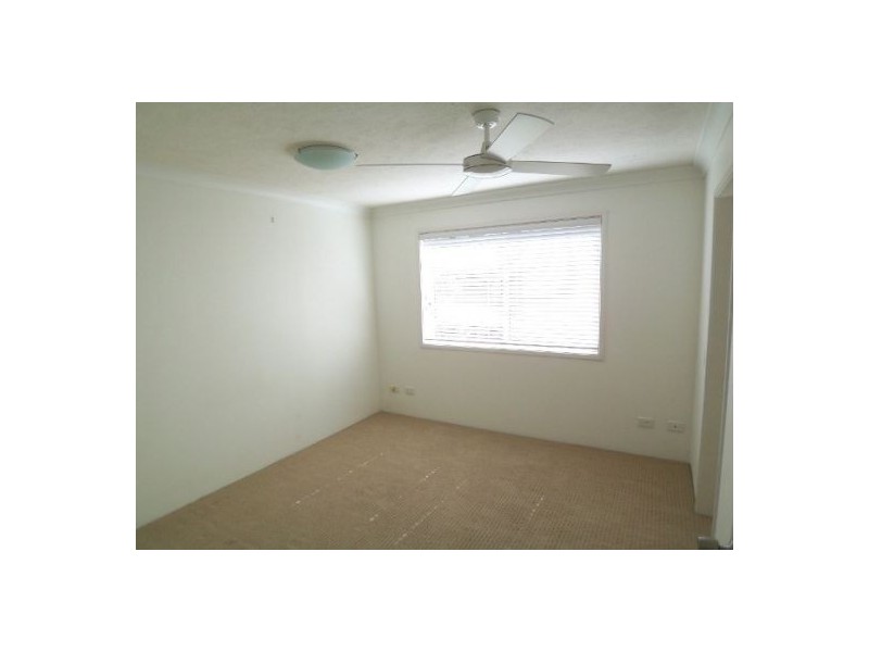 8/61 Bauer St, Southport QLD 4215