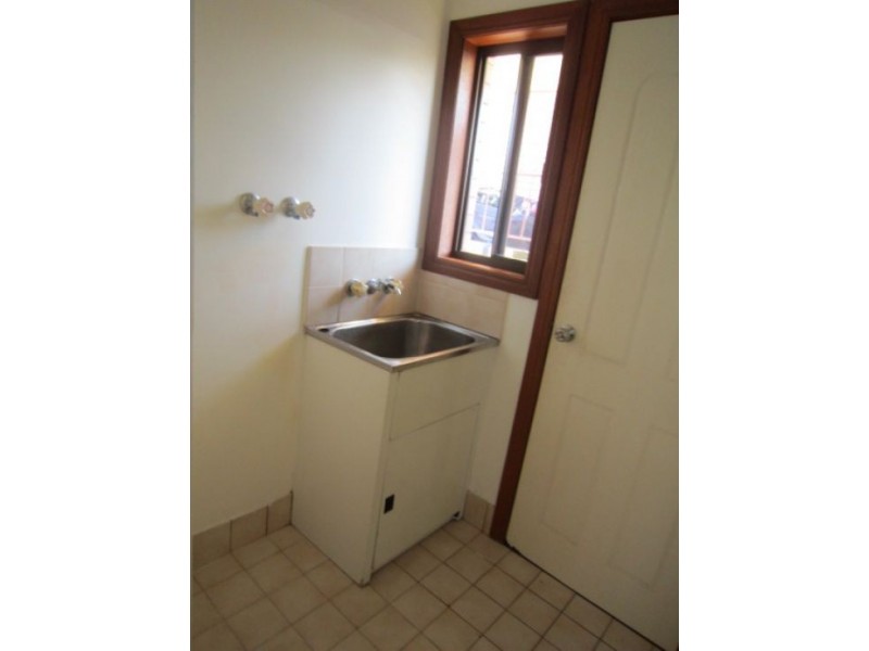 1/81 Worendo St, Southport QLD 4215