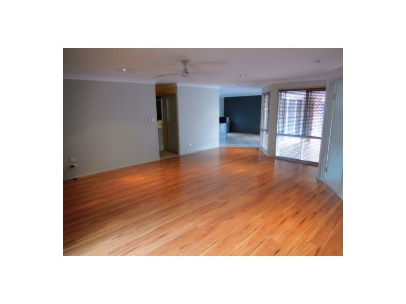 20 Watford Cres, Molendinar QLD 4214