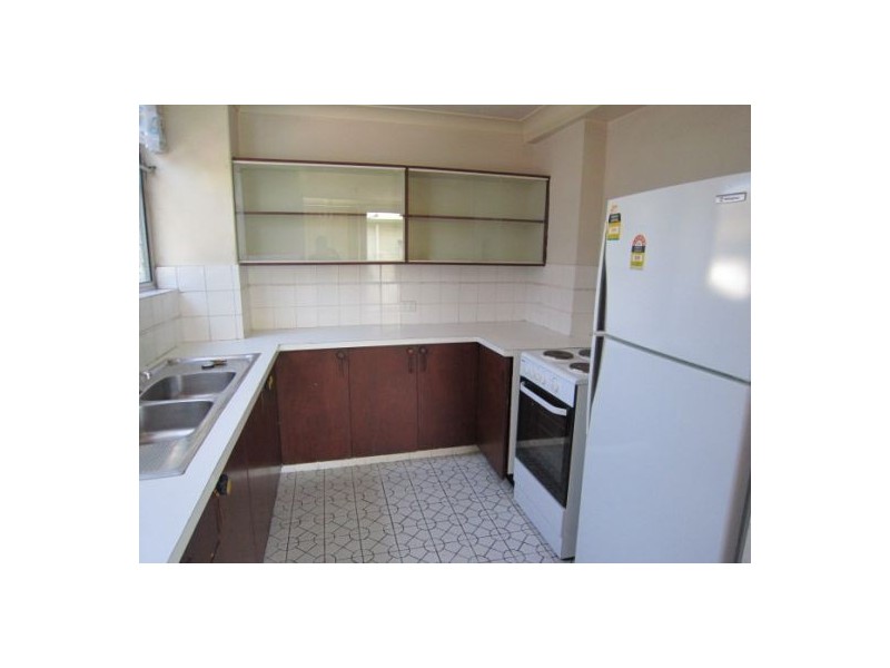 1/45 Railway Street, Southport QLD 4215