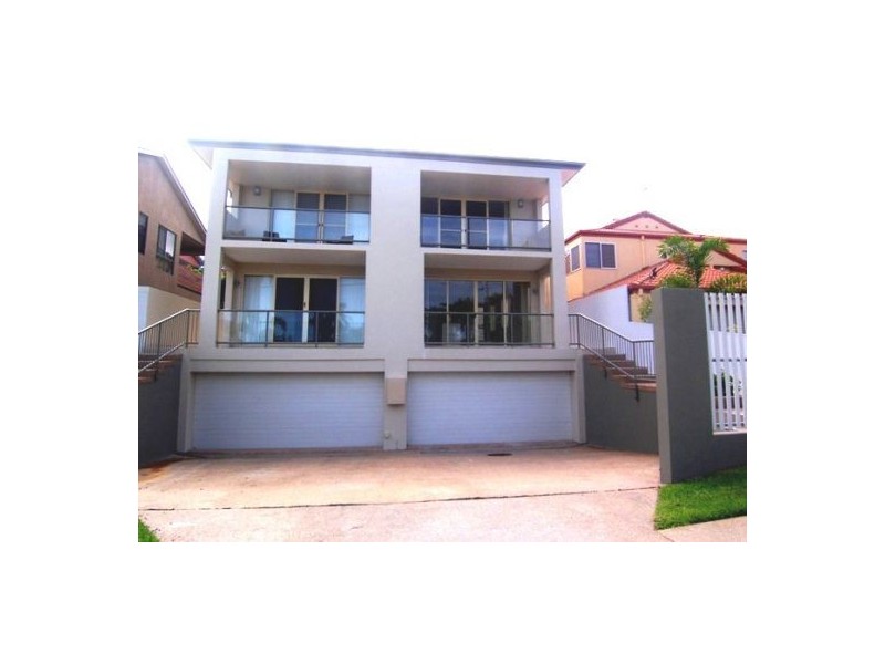 2/4 King Street, Southport QLD 4215