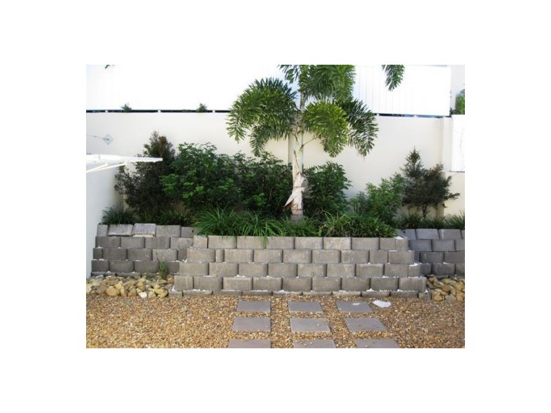 2/4 King Street, Southport QLD 4215