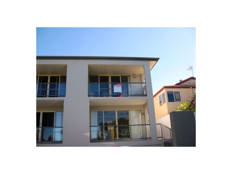 2/4 King Street, Southport QLD 4215