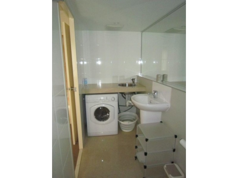 4/148 High Street, Southport QLD 4215