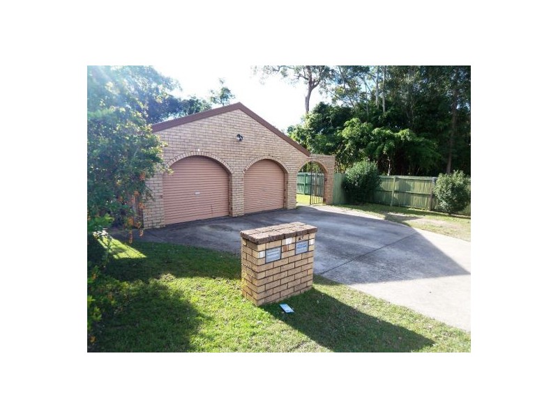 1/16 Davebill Court, Labrador QLD 4215