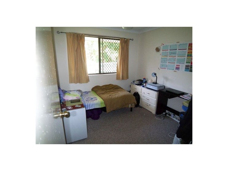 1/16 Davebill Court, Labrador QLD 4215