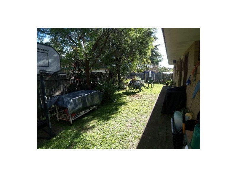 1/16 Davebill Court, Labrador QLD 4215