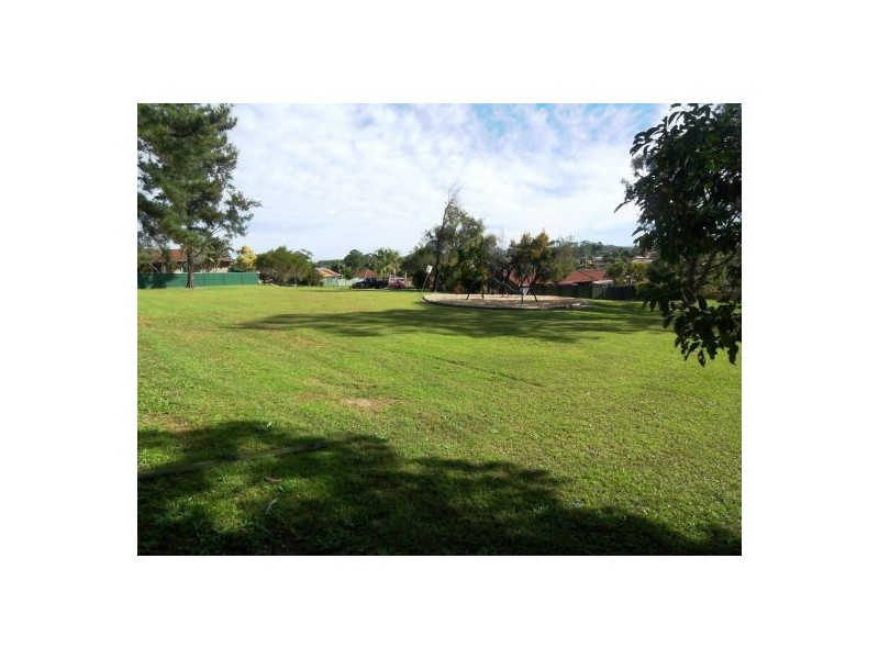 1/16 Davebill Court, Labrador QLD 4215