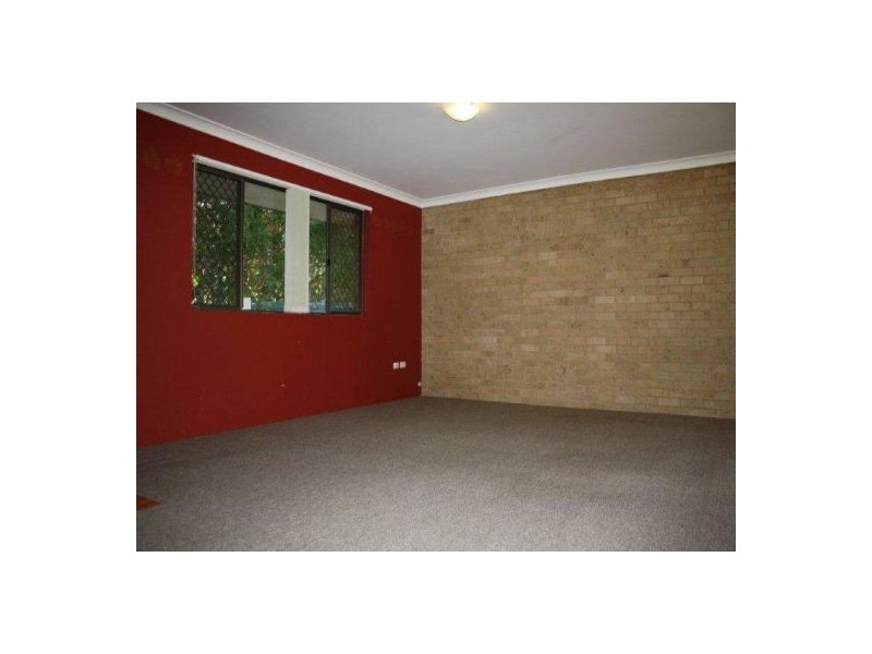 1&2/16 Davebill Court, Labrador QLD 4215